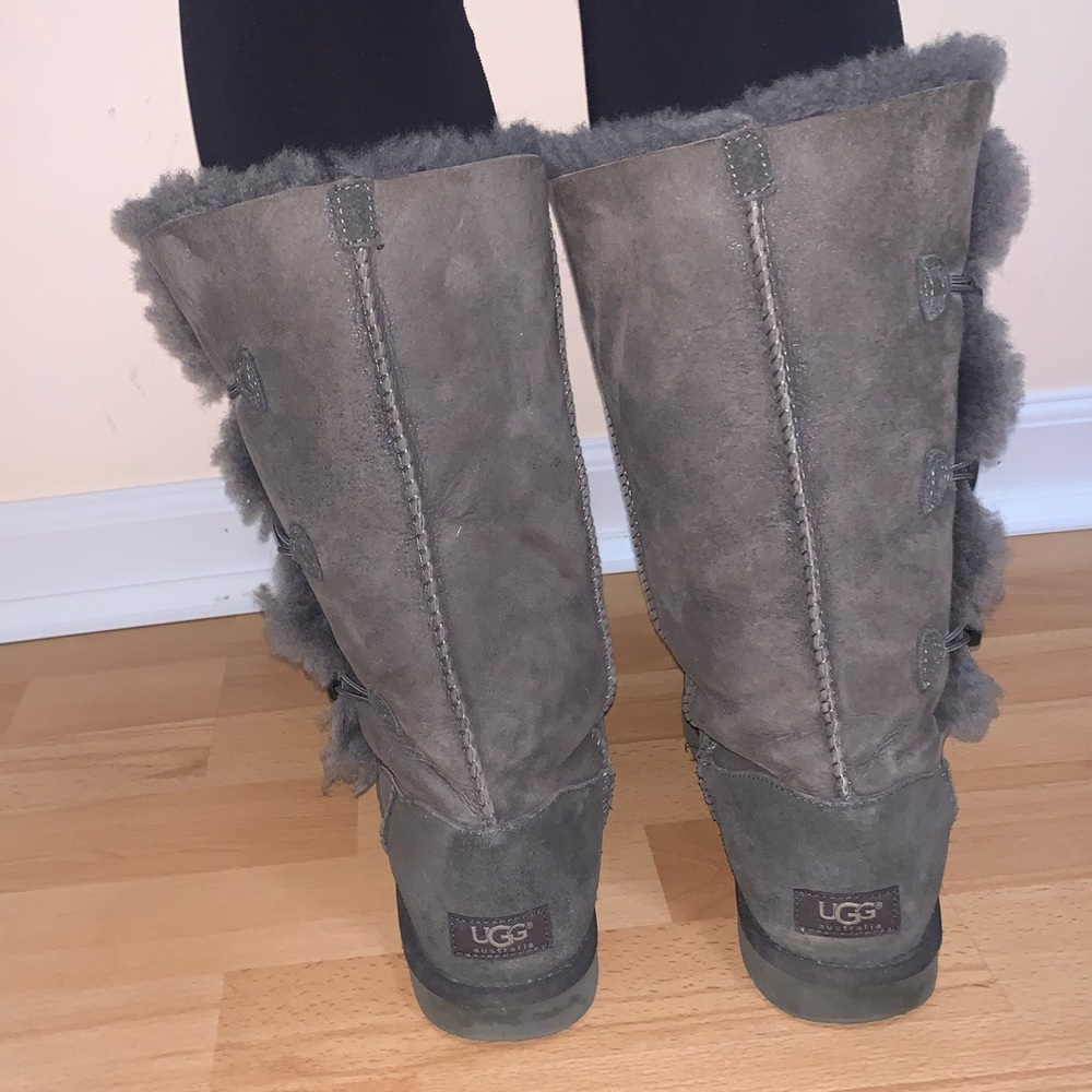 Ugg Bailey Button Boots Size 8 - image 4